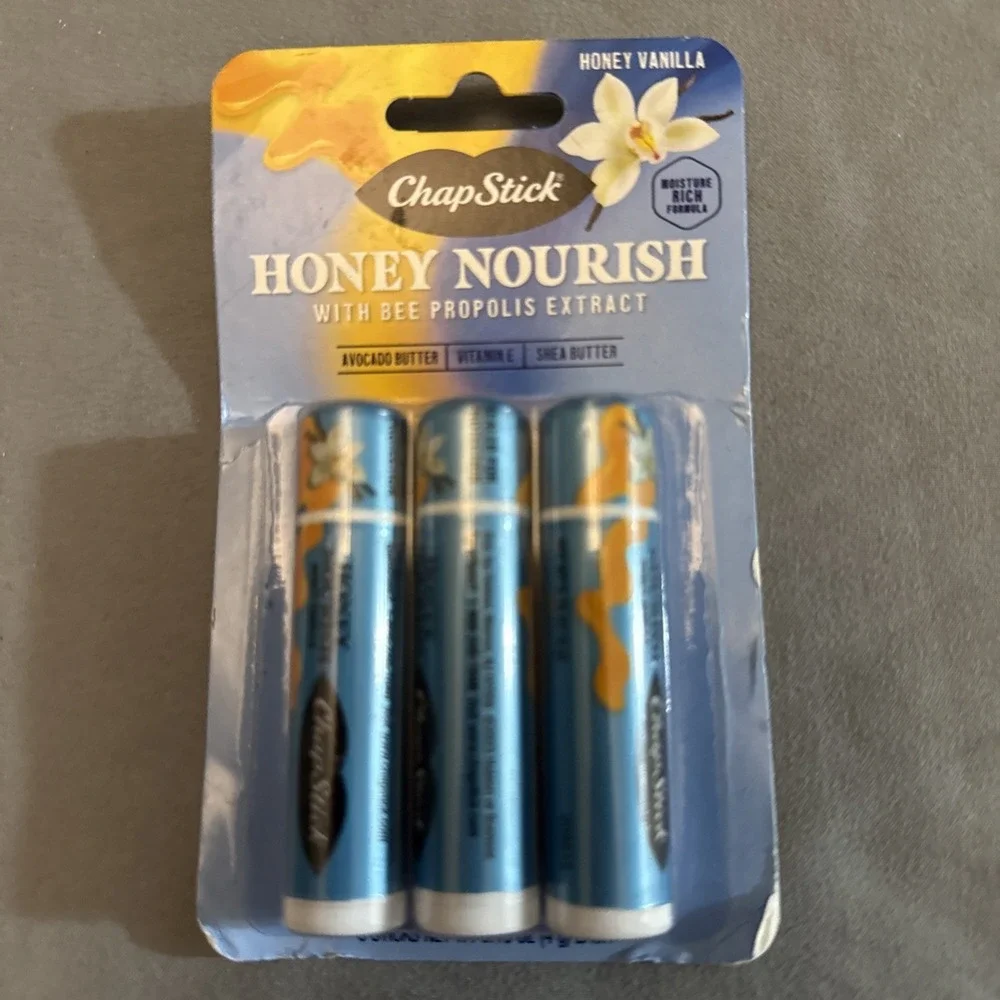 ChapStick Lip Balm Honey Nourish, Moisturizing Fomula - Honey Vanilla